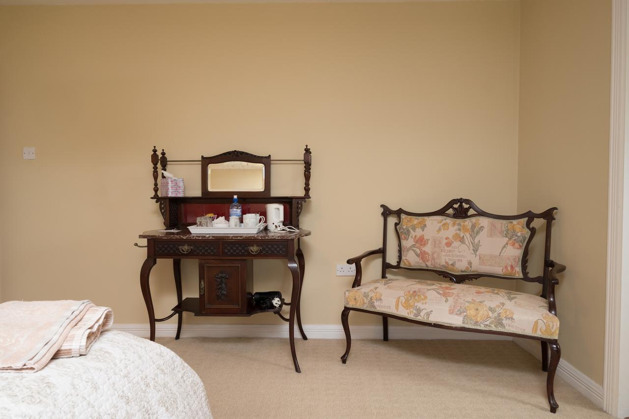 לינה וארוחת בוקר Corrandulla Ashwood House מראה חיצוני תמונה