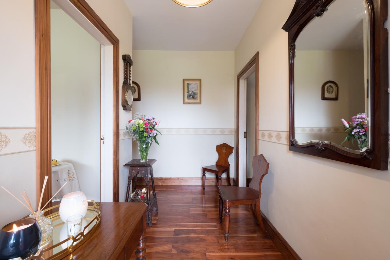 לינה וארוחת בוקר Corrandulla Ashwood House מראה חיצוני תמונה